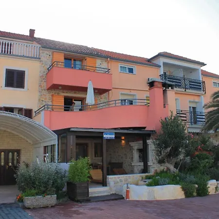 Apartmán By The Sea Poljana, Ugljan - 8432 *