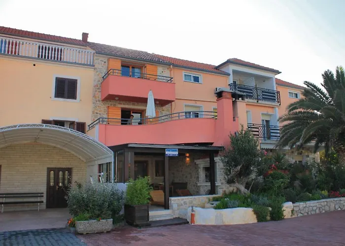 Апартаменты By The Sea Poljana, Ugljan - 8432 *